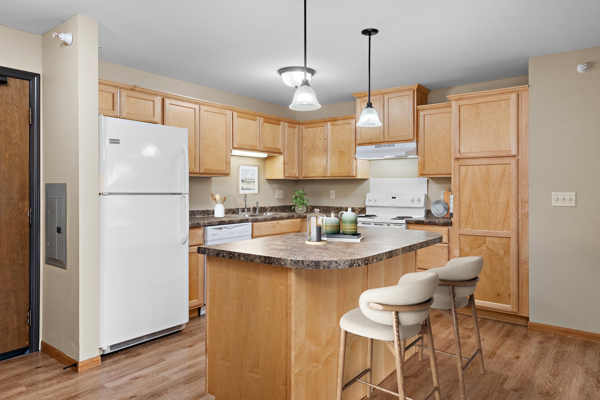 Staged Kitchen 2 - Coachman