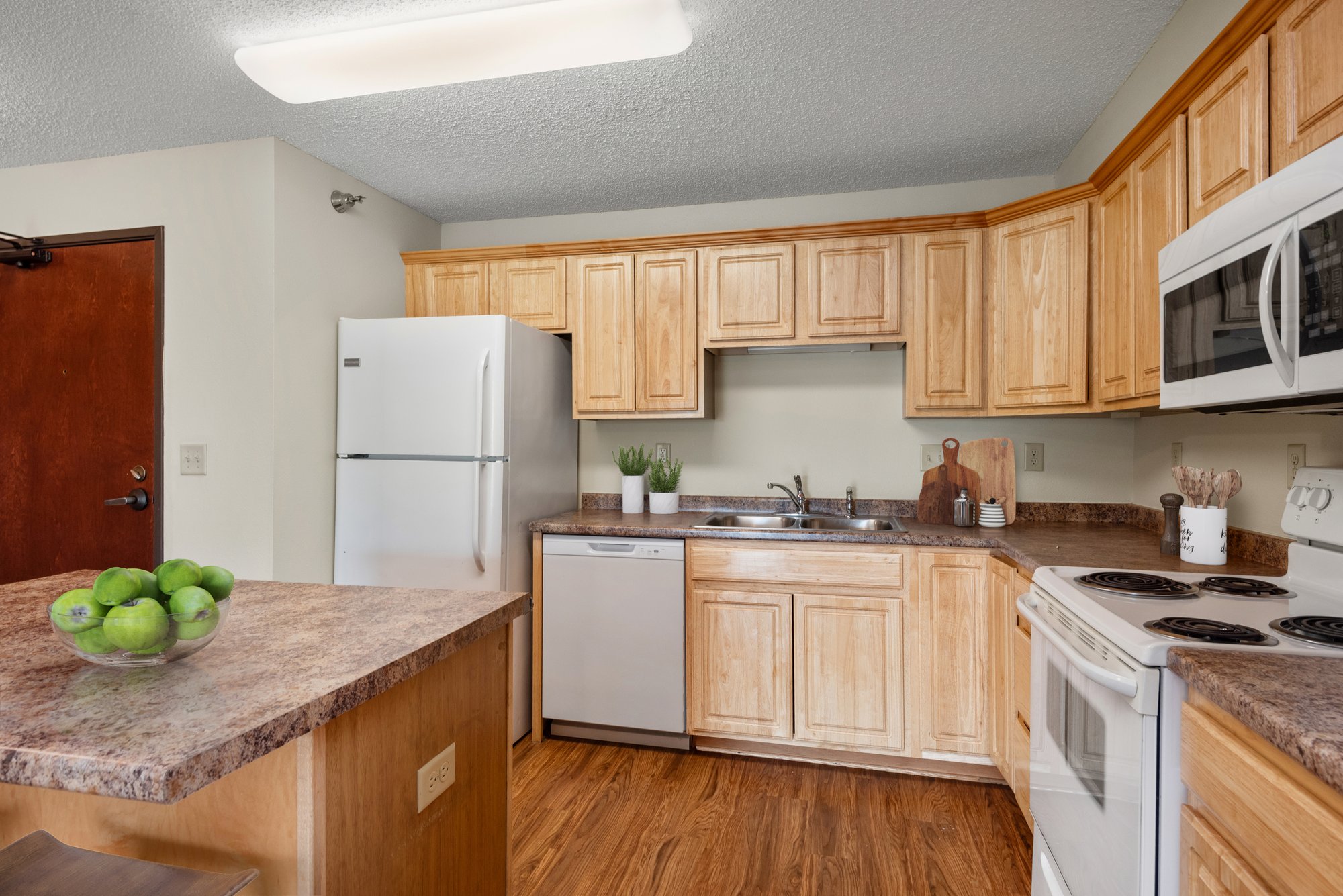 Bott 3 3 BR 2 BA kitchen