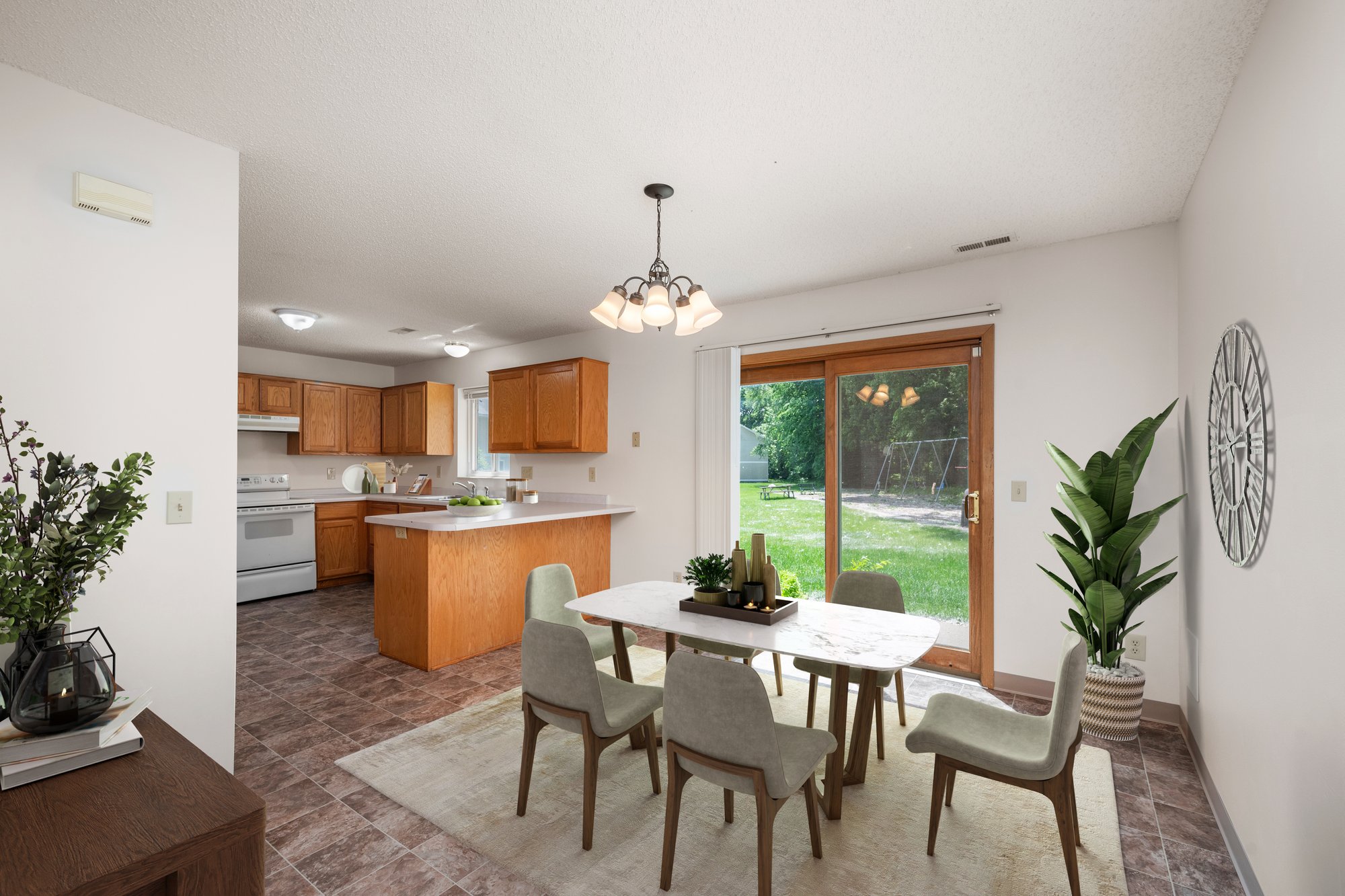 LS 3 BR dining 2