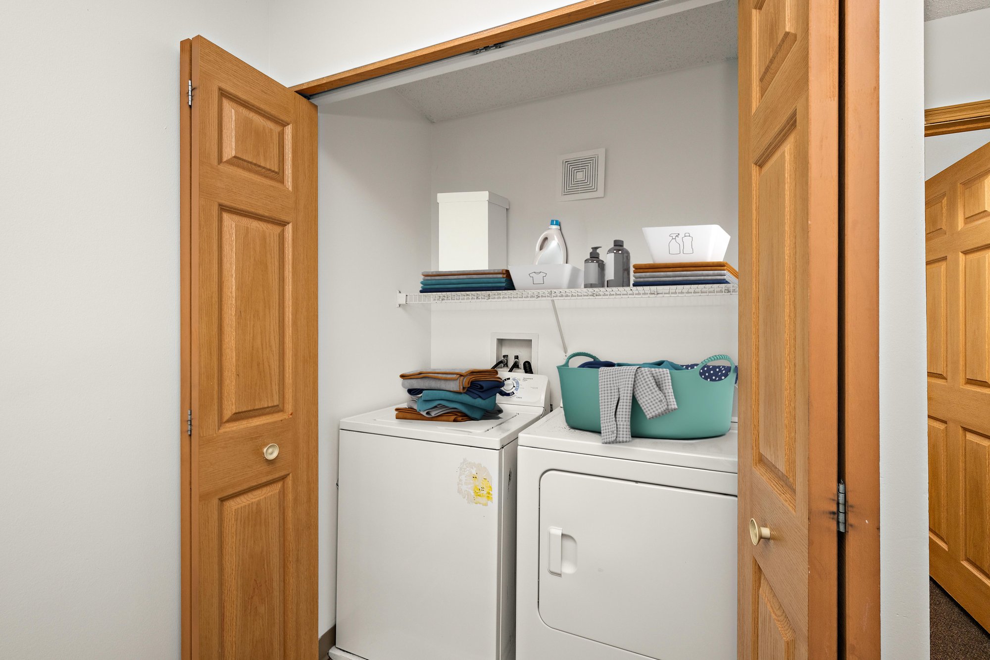 LS 4 BR laundry