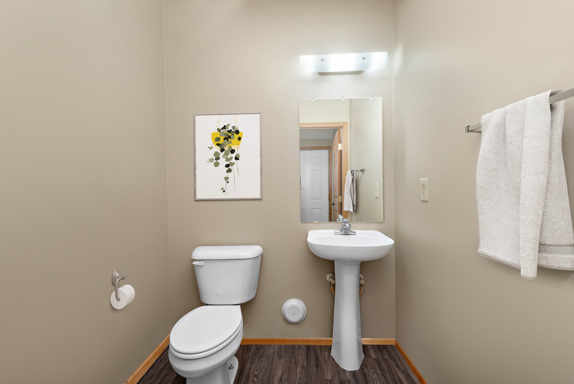 3 BR maple lakes unit 8474 bath
