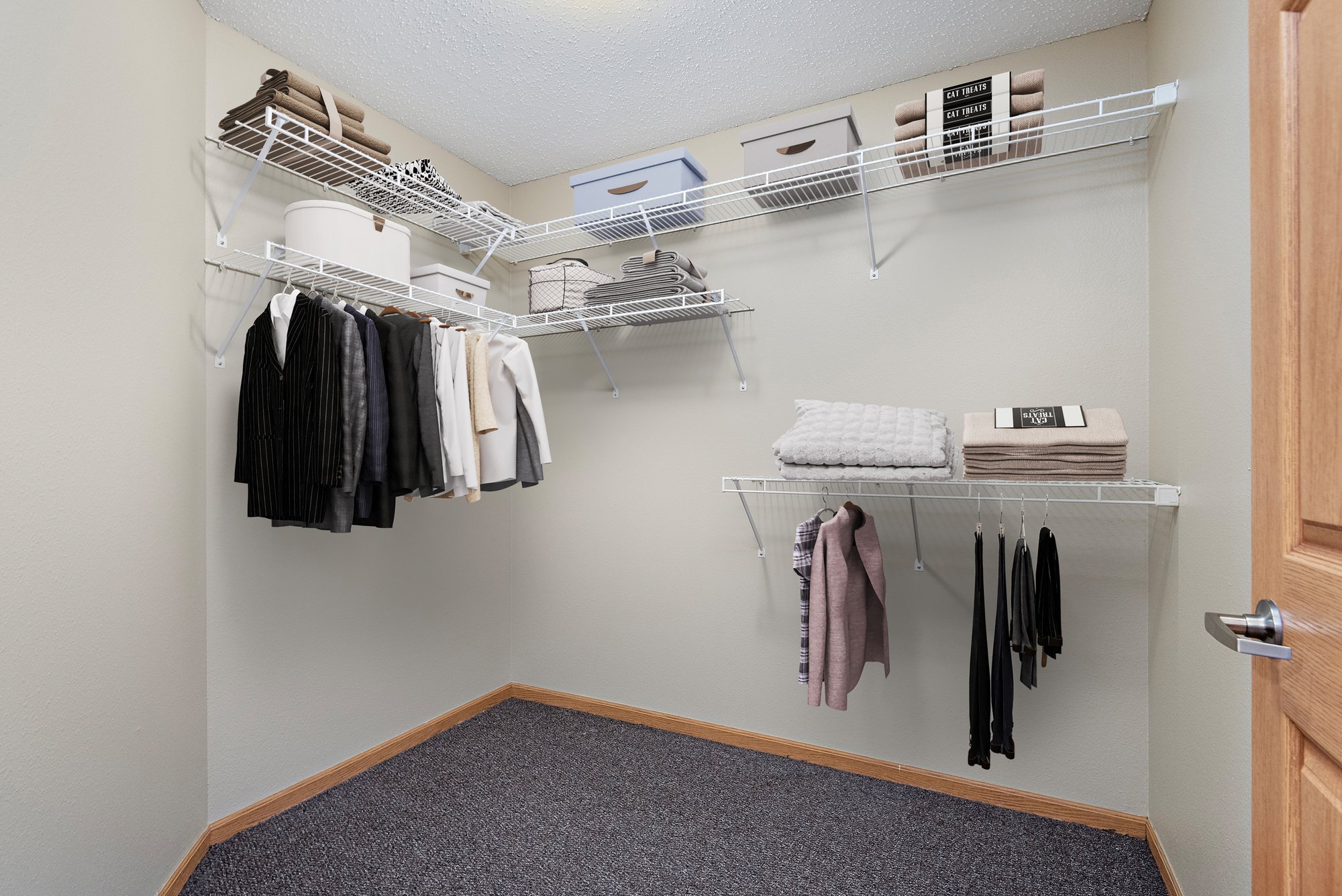 Maple Lakes 2 BR 1.5 BA closet