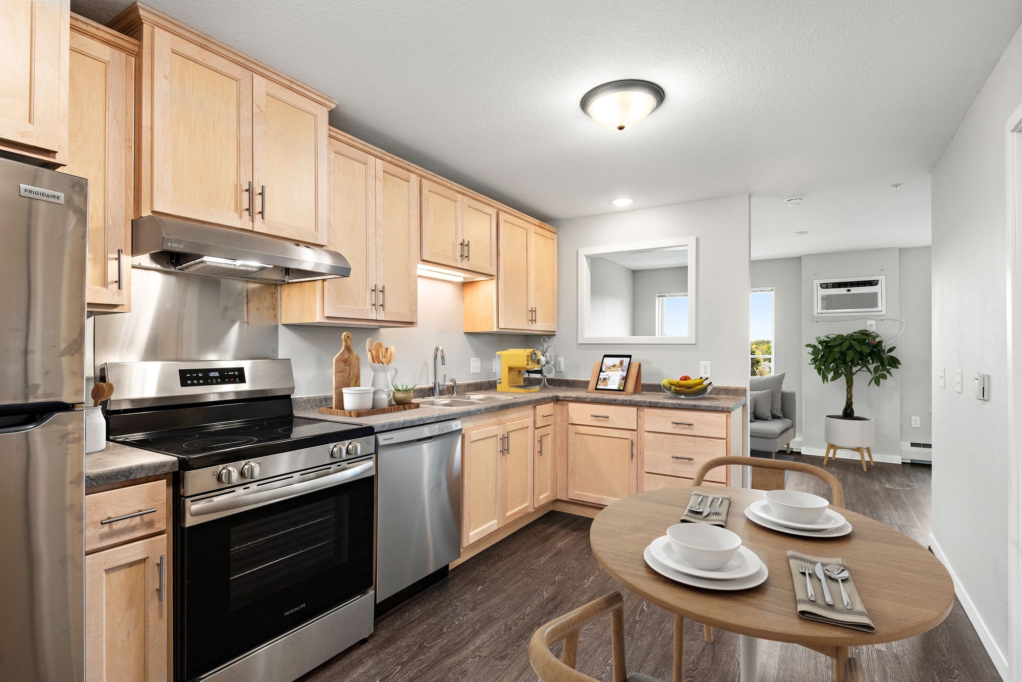 Tessman studio kitchen