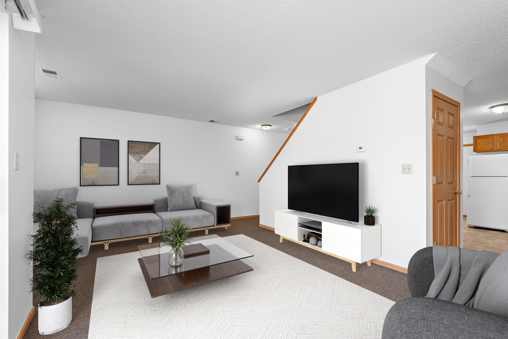 Wy 2 - 3 BR 1.5 Ba living 3