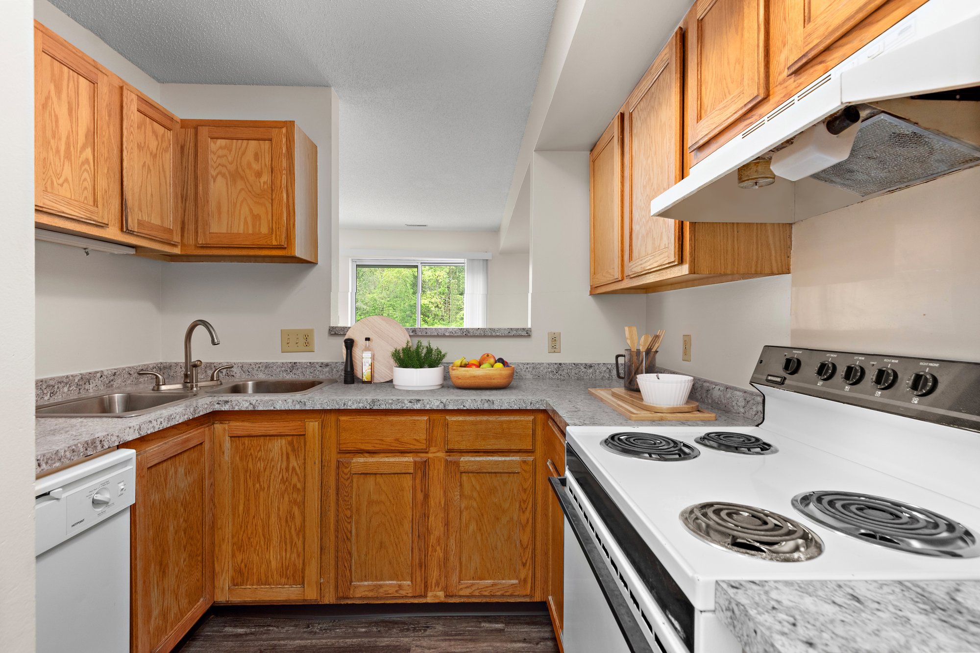 wy 1 3 BR kitchen